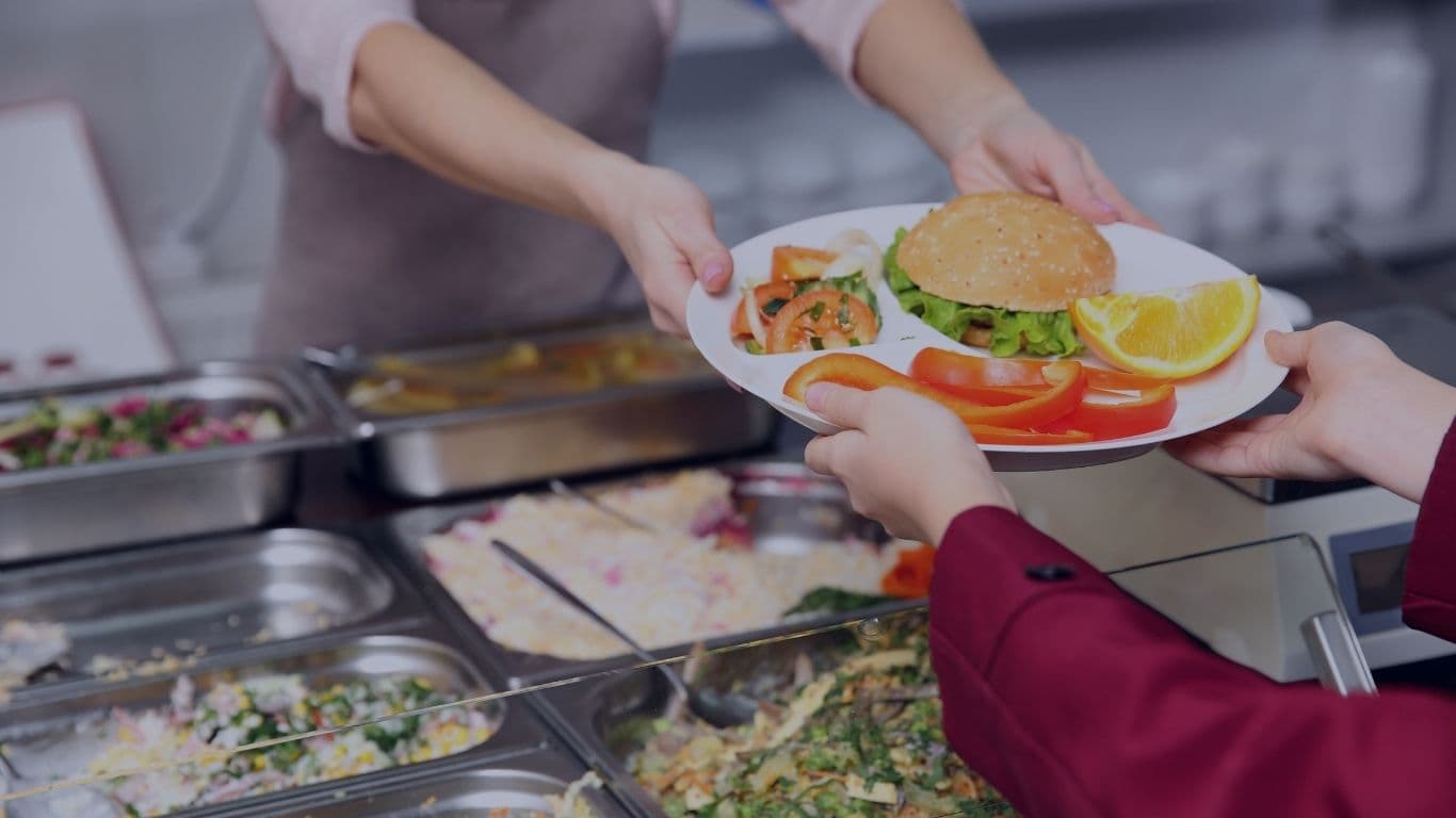 Smart food waste prevention system in use